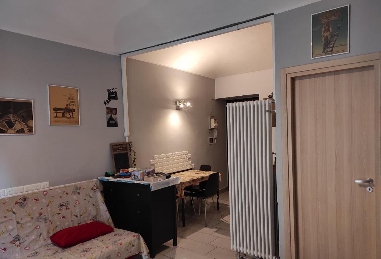 Cinecasa Di Andrea E Cristina Apartment Turin Luaran gambar