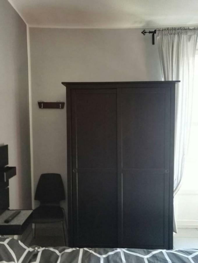 Cinecasa Di Andrea E Cristina Apartment Turin Luaran gambar